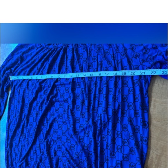 🌸 Michael Kors Women Blouse 🌸 - Picture 4 of 11